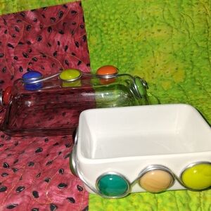 2 GORGEOUS PIECES OF TWISTED METAL DESIGNED BUTTER DISH AND BUTTER PAT DISH.